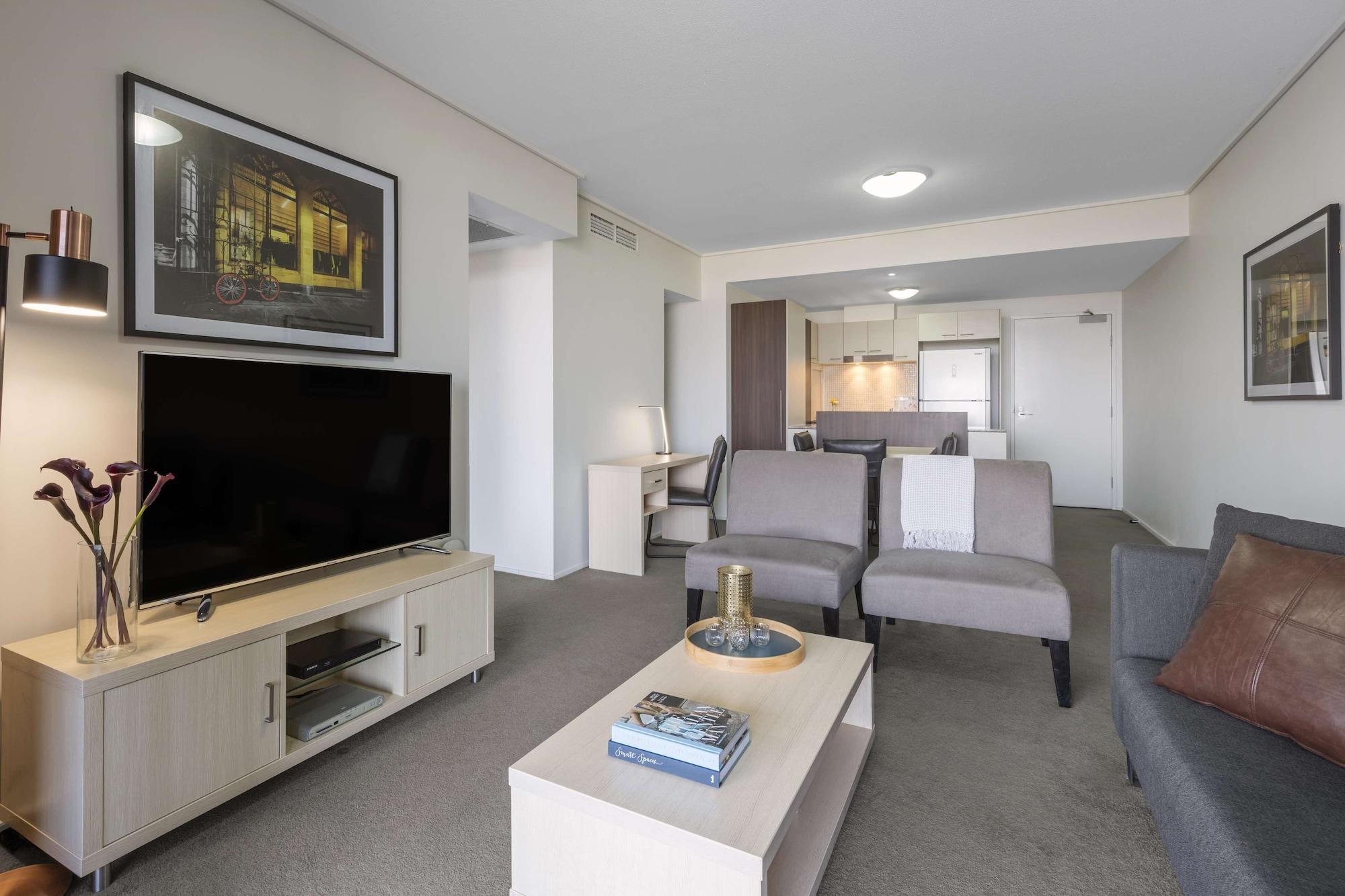 Oaks Brisbane Aurora Suites Экстерьер фото