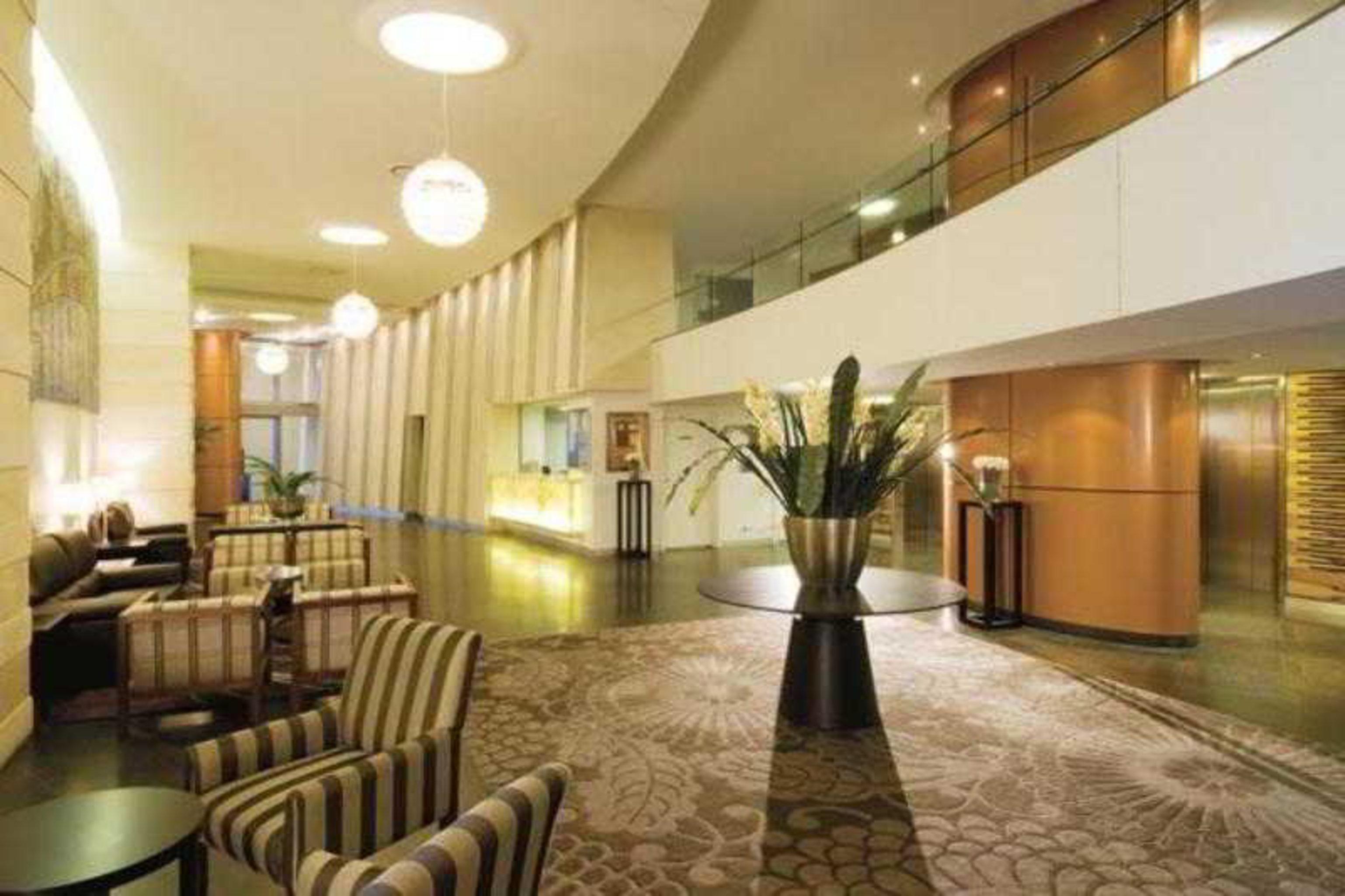Oaks Brisbane Aurora Suites Экстерьер фото