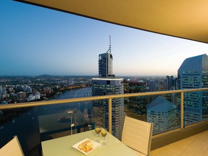 Oaks Brisbane Aurora Suites Экстерьер фото